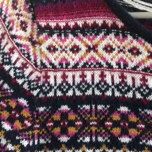 Patterned Sweater - Picture 4 of 5
